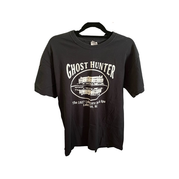 T-shirt -Lake Lure Inn Ghost Hunter - Picture 1 of 3